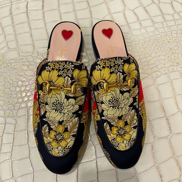 Gucci Shoes - Gucci Floral Print Princetown Mules